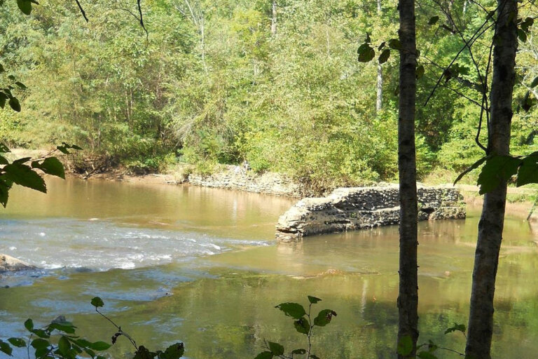 Rope Mill ruins on the Little River
